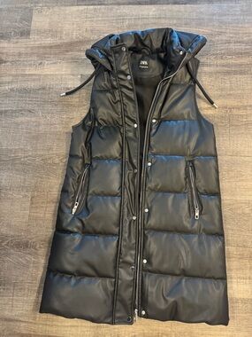 Zara faux leather vest, NWOT, SIZE S